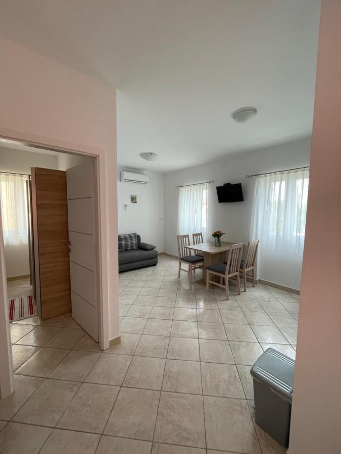 Accordi Lontani Apartment Nerezine